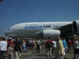 Airbus A380 backbordseits