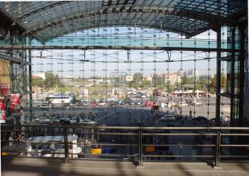 Ausblick aus dem Hauptstadt-Bahnhof