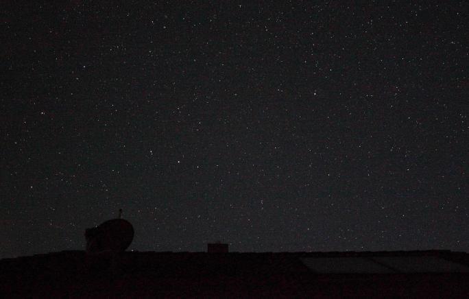 Sternenklare Sicht (10 s, f/4,0, ISO 3200, F = 24 mm)