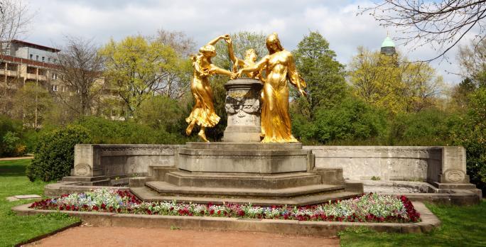 Grazienhafter Mozartbrunnen